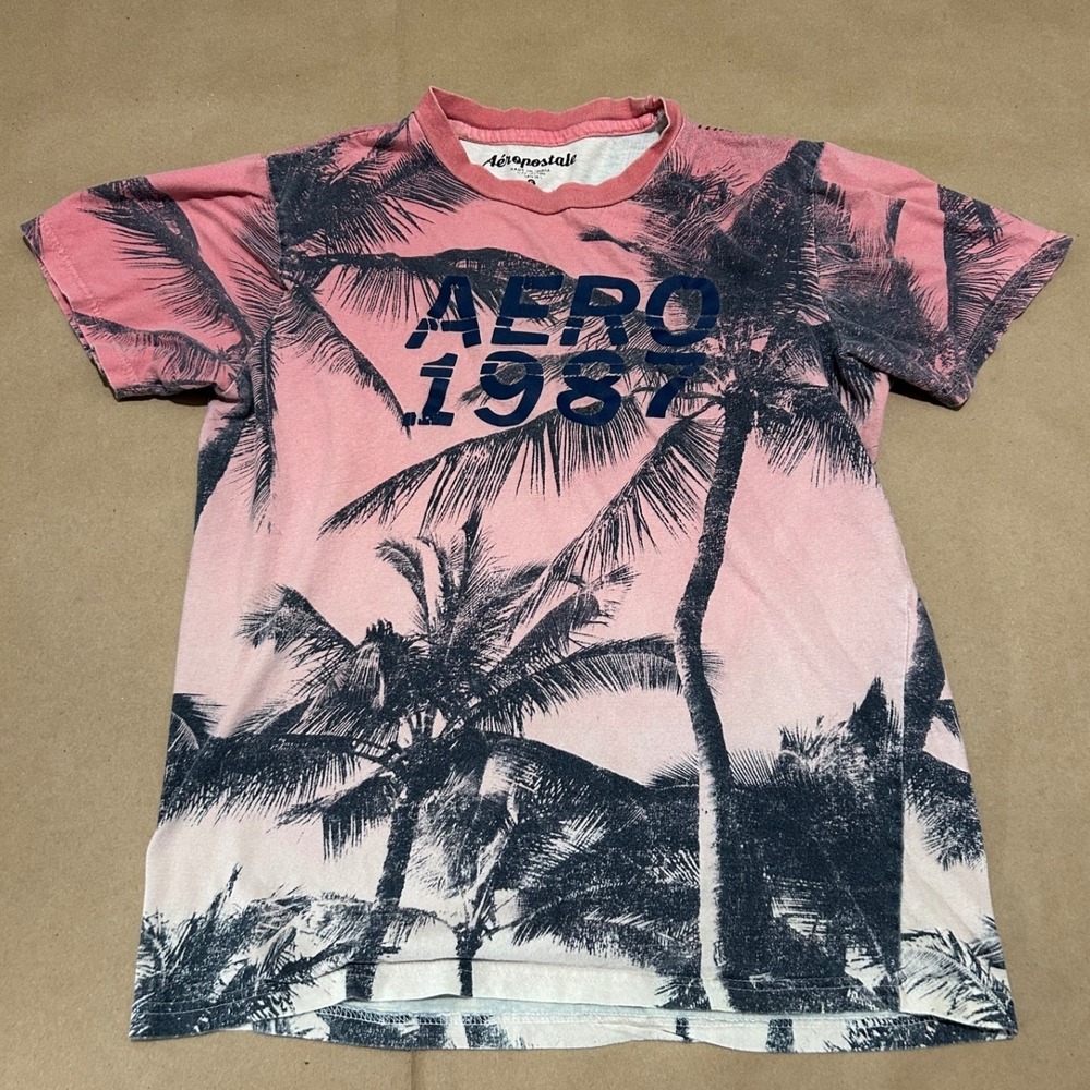 Aeropostale Pink Palm‎ Tree Graphic T-Shirt Mens Small